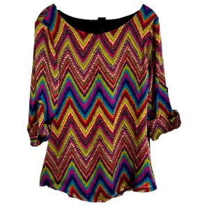 New Directions size PXL is a vibrant, chevron-patterned  top